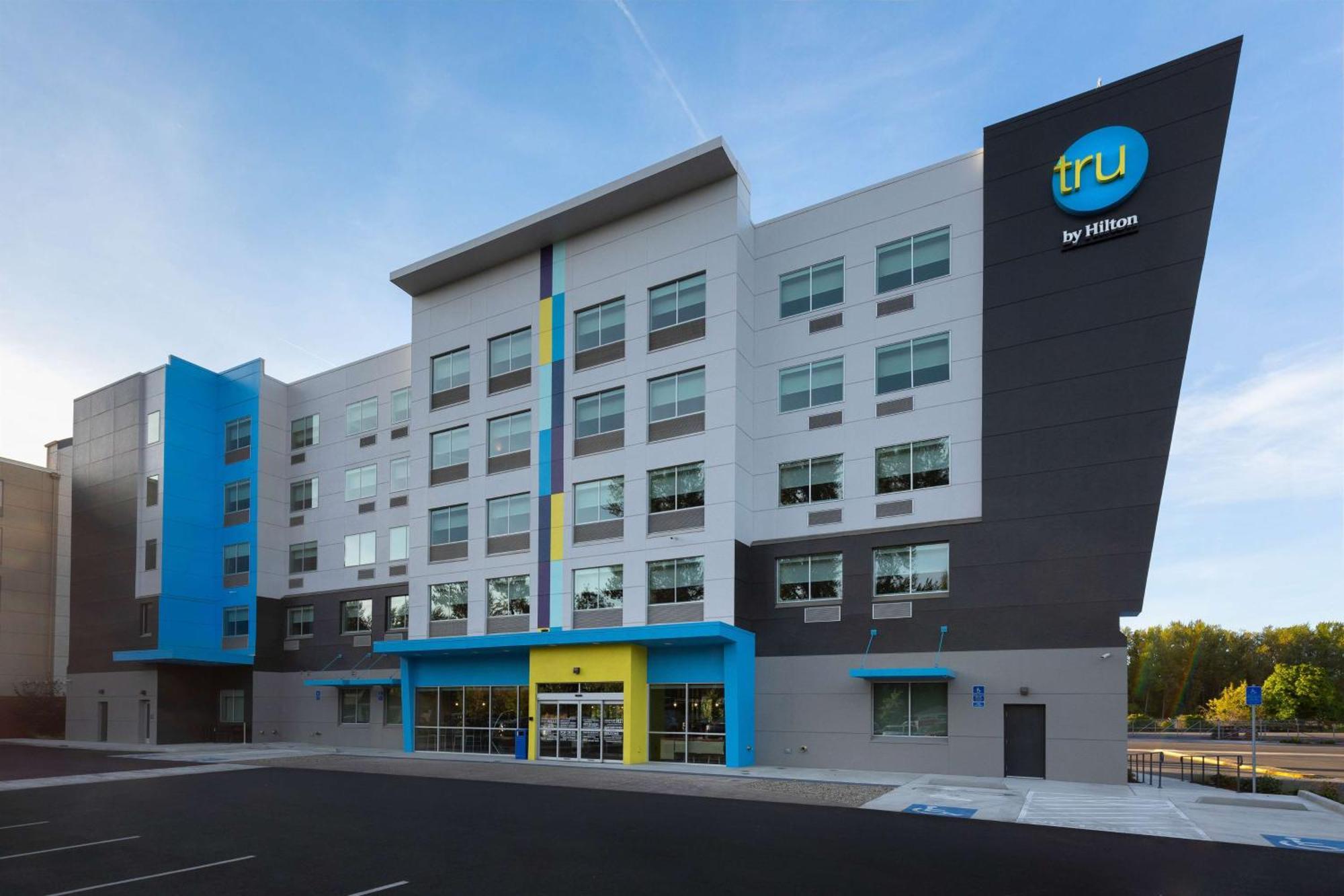 Tru By Hilton Eugene, Or Hotel Спрингфийлд Екстериор снимка
