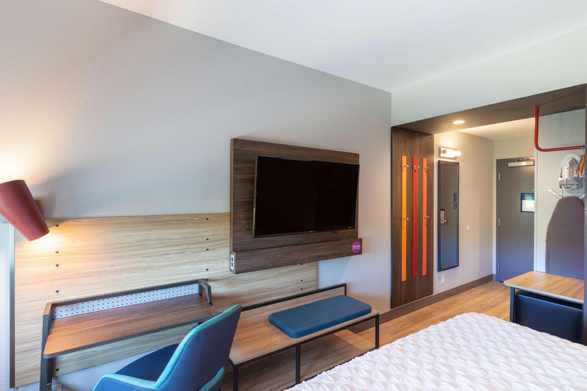 Tru By Hilton Eugene, Or Hotel Спрингфийлд Екстериор снимка